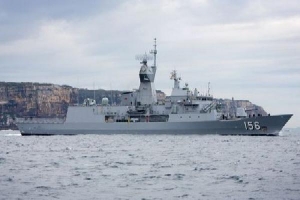 Tàu chiến Australia chạm mặt hải quân Trung Quốc trên Biển Đông