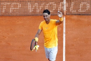 Nadal thắng nhanh Khachanov, lập kỷ lục Monte Carlo
