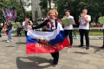 Người Nga 'học cười' để thay đổi hình ảnh dịp World Cup 2018