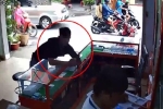 Thanh niên trộm 2 iPhone nhanh như cắt trước mặt người bán hàng