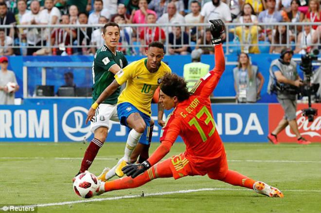 Mexico chơi rất cố gắng khi đối đầu Brazil ở Samara Arena