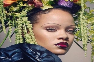 Rihanna gây sốc khi diện lông mày nhỏ như sợi chỉ trên bìa tạp chí