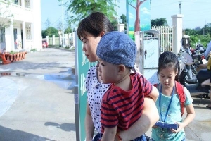 Hơn 132.000 trẻ được đăng ký trực tuyến vào lớp 1 ở Hà Nội