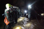 Không gian nhỏ hẹp và ngập nước bên trong hang đội bóng nhí Thái Lan mắc kẹt