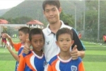 Huấn luyện viên Thái Lan bị kẹt trong hang từng mất cả gia đình