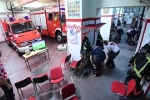 Xúc động lính cứu hỏa Croatia hớt hải làm nhiệm vụ khi xem World Cup
