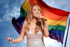 Cặp đôi đồng tính nam vỡ oà trong hạnh phúc trên sân khấu của diva Mariah Carey