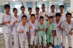 Đội bóng nhí Thái Lan khỏe mạnh xuất viện, chuẩn bị họp báo