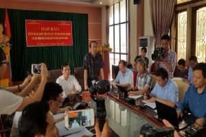 PGS.TS giảng dạy trường Đại học tổng hợp Hà Nội gọi vụ nâng điểm tại Hà Giang là bom tấn!