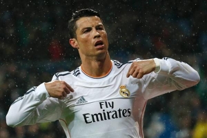 Bị cướp giữa đêm, Ronaldo tay không đấm vỡ mồm kẻ thủ ác