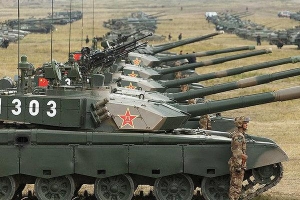 Binh lính, khí tài hùng hậu phô diễn trong cuộc tập trận lớn chưa từng có của Nga