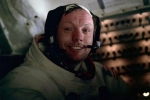 Tại sao dấu chân của Neil Armstrongs trên Mặt Trăng không khớp với đế giày?