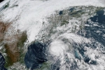 Mỹ ban bố tình trạng khẩn cấp khi siêu bão sắp đổ bộ