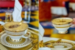 Uống cà phê phủ vàng tại khách sạn xa xỉ bậc nhất thế giới tại Dubai