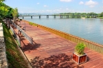 Đường đi bộ lót sàn gỗ lim 64 tỷ trên sông Hương