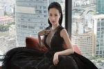 Angela Phương Trinh làm mẫu cho sưu tập váy đi tiệc của Công Trí