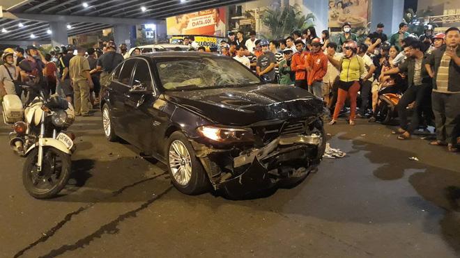 Nhân chứng vụ nữ tài xế điều khiển xe BMW gây tai nạn ở Sài Gòn: Cô gái trẻ bị kéo lê khoảng 20m nên không qua khỏi…