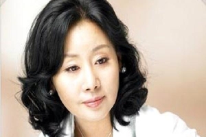 Á hậu Hàn Quốc từng đóng phim 'nóng' để trả nợ cho chồng
