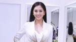 Hoa hậu Tiểu Vy thay 4 bộ váy, khoe vẻ đẹp tuổi 18 tươi trẻ