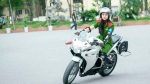 Sự khổ luyện của cô gái lái môtô hơn 1.000 phân khối dẫn đoàn cảnh sát