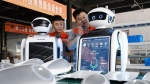 Thị trường robot của Trung Quốc sụt giảm vì chiến tranh thương mại