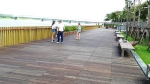 Hồi hộp chờ đường đi bộ lát sàn gỗ lim 64 tỉ đồng bên bờ sông Hương