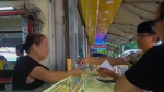 Đà Nẵng: Sau vụ 'đổi 100 đôla bị phạt 90 triệu', mua bán ngoại tệ vẫn diễn ra tấp nập
