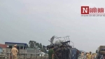 Xe tải húc đuôi xe khách trên cao tốc Nội Bài - Lào Cai, 2 người bị thương nặng
