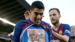 Suarez lập hattrick, Barca vùi dập Real 5-1