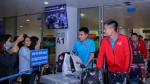Tuyển Việt Nam mắc kẹt ở sân bay hơn một tiếng vì sự cố