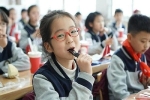 Cô bé Trung Quốc nổi tiếng với bài văn 'không cần vào Harvard'