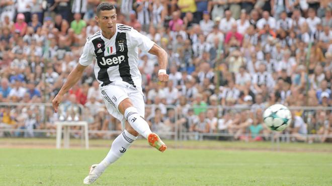 HLV 388: Ronaldo bị tước quyền sút phạt ở Juventus