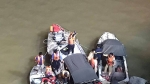 Huy động lực lượng khẩn trương tìm kiếm cứu nạn xe ô tô lao từ trên cầu Chương Dương xuống sông Hồng