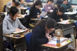 Hàn Quốc hoãn nhiều chuyến bay, công sở mở muộn trong ngày thi đại học
