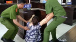 Nữ bảo mẫu ngã gục xuống sàn ngất xỉu khi nghe tòa tuyên á.n tội đ.ánh liên tiếp vào mặt, dọa c.ắt lưỡi trẻ ở Sài Gòn