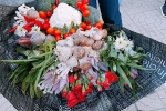 Biết cô giáo thích ăn lẩu, học sinh lớp 9 tặng ngay một bó hoa rau củ tươi rói nhân ngày 20/11