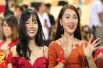 Hot girl Việt Nam 'thiêu đốt' khán đài ở AFF Cup 2018