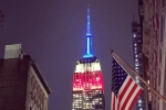 Tòa nhà biểu tượng New York đổi màu mừng bầu cử