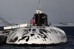 Tàu ngầm 'sát thủ tàu sân bay' Nga lần đầu duyệt binh trên biển