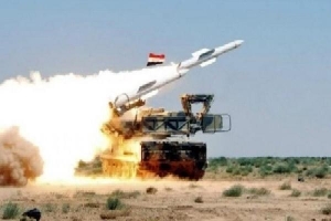 Syria bắn hạ tên lửa tấn công căn cứ quân sự