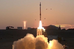 Lá chắn Israel bắn trượt tên lửa Syria trong lần khai hỏa đầu tiên