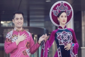 Người mẫu Việt trình diễn áo dài lấy cảm hứng văn hóa Nhật