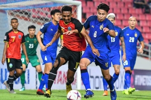 Thái Lan nguy cơ mất trụ cột ở bán kết AFF Cup