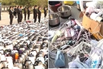Choáng váng với khung cảnh 'đội quân vest đen' tịch thu hơn 3500 thiết bị điện của sinh viên ở ký túc xá