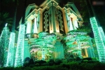 Những biệt thự triệu đô ở phố nhà giàu Sài Gòn được trang hoàng lộng lẫy như 'cung điện' để đón Noel