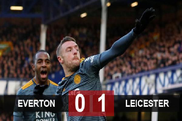 Everton 0-1 Leicester: Vardy mở hàng năm mới cho 'Bầy cáo'