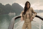 Á hậu Hoàn vũ Việt Nam 2017 diện đồ mỏng, sexy trên du thuyền 5 sao