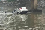 Chiếc ô tô ngụp lặn dưới sông, hình ảnh đang được chia sẻ nhiều nhất ngày thứ 6