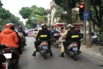 Tăng cường 24 tổ cảnh sát cơ động phân luồng giao thông cuối năm