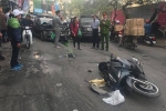 'Xe điên' tông nhiều xe máy, ô tô trên phố Hà Nội, cụ bà bán hàng rong tử vong tại chỗ